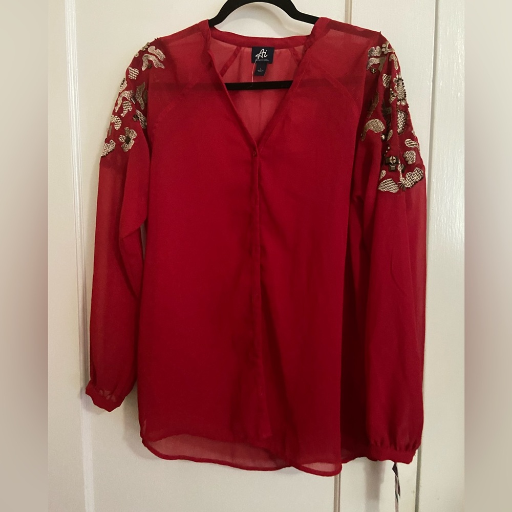 Authentic Icon Blouse (v)